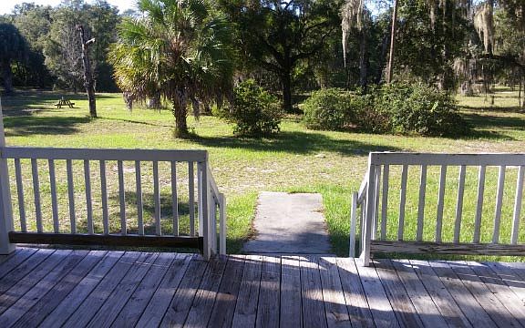 4th image of 7539 N Citrus Ave