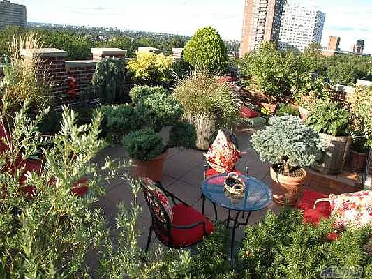 Sold by Madeleine Realty Ltd. | media 44