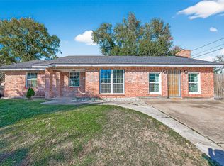 10502 Hollyglen Dr, Houston, TX 77016