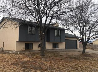 647 S Camrose Dr, Pueblo West, CO 81007