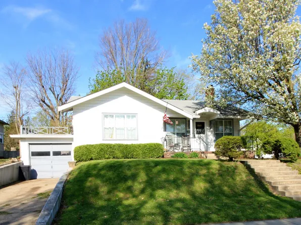 1060 N Main St, Frankfort, IN 46041