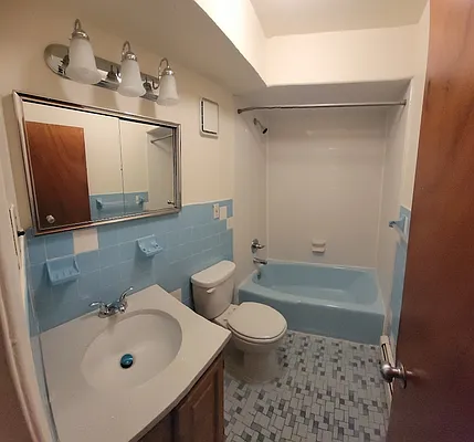 Rented by EZ Sell Realty | media 30