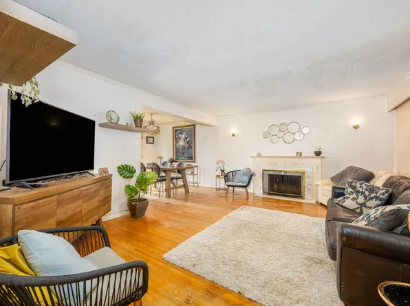 6580 Williams Rd, Richmond, BC V7E 1K5