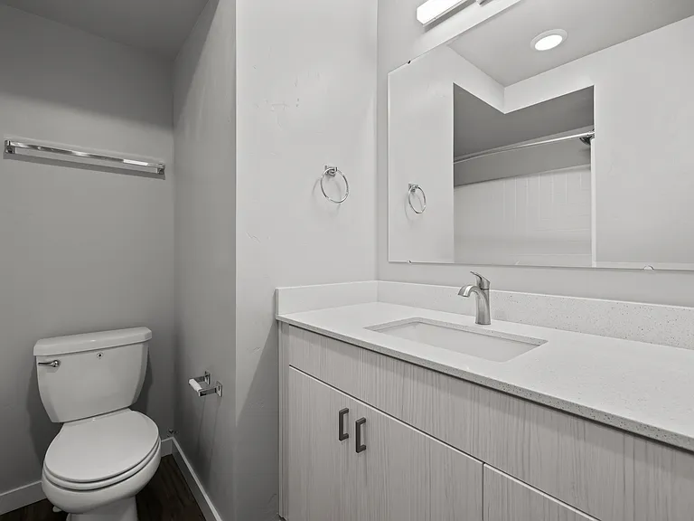 Telluride Apartments — Photo 34