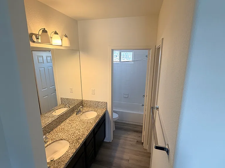 727 Magnolia Ave — Photo 8