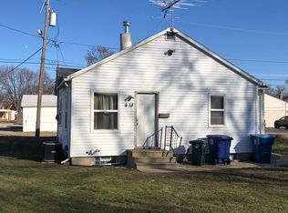 418 Hartman Ave, Waterloo, IA 50701