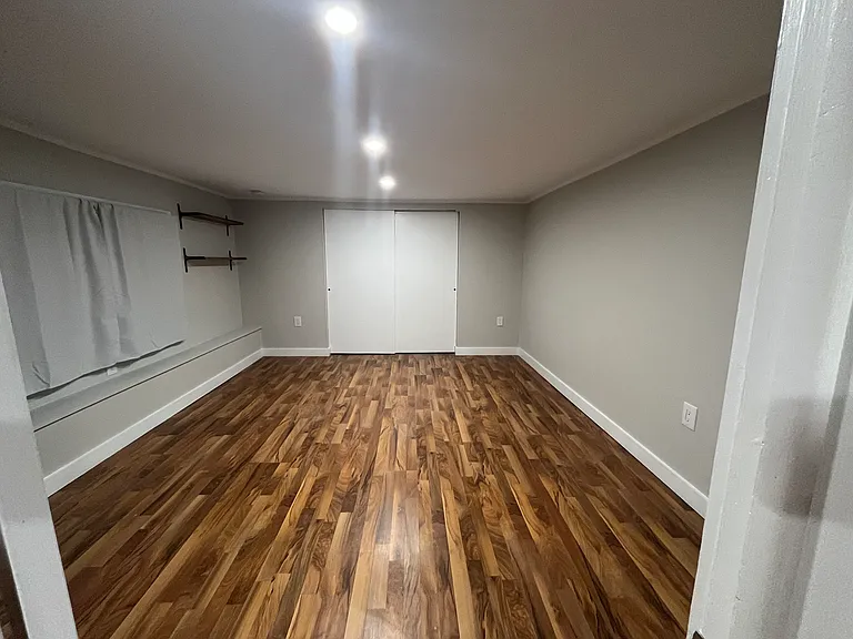 2328 Highland Ave #B — Photo 7