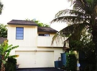 12740 Spinnaker Ln, Wellington, FL 33414