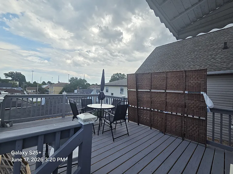1310 Monmouth Ave #2 — Photo 4