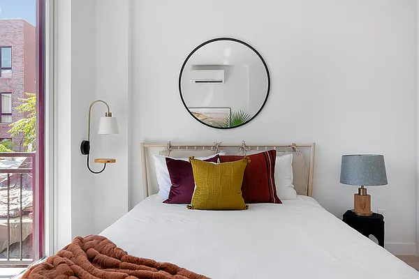 Sold by Compass | media 7