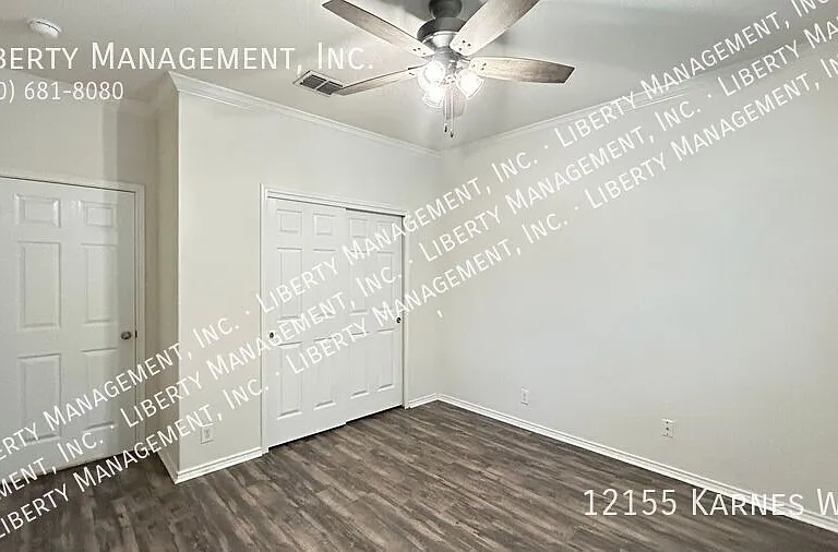 12155 Karnes Way — Photo 26