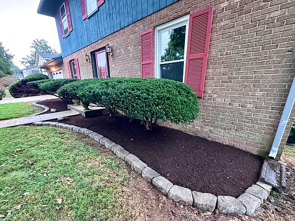 2nd image of 3828 Hapgood Ln