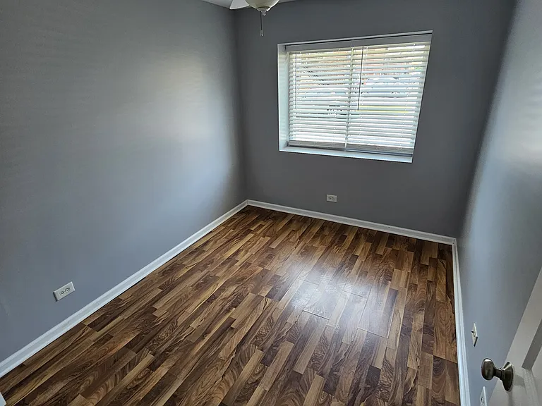 7325 Oakwood Ave #1B — Photo 8
