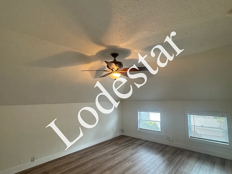 302 Carolina St #C — Photo 32