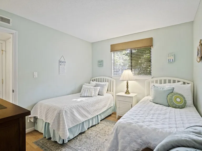 45 Folly Field Rd #13A — Photo 14