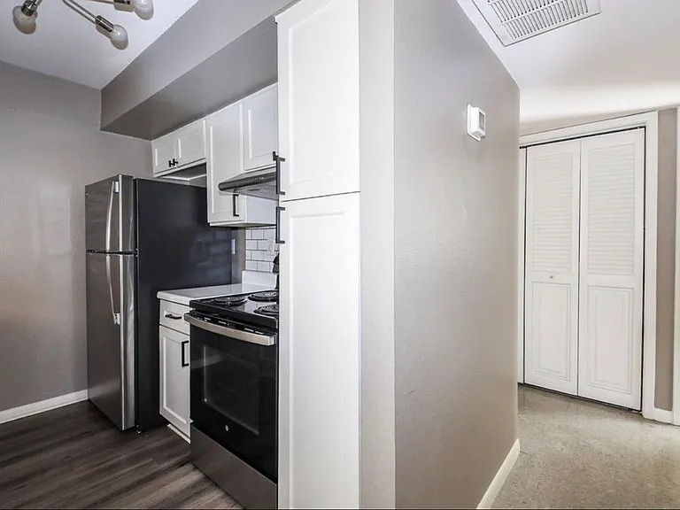 8529 Hearth Dr #25 — Photo 27