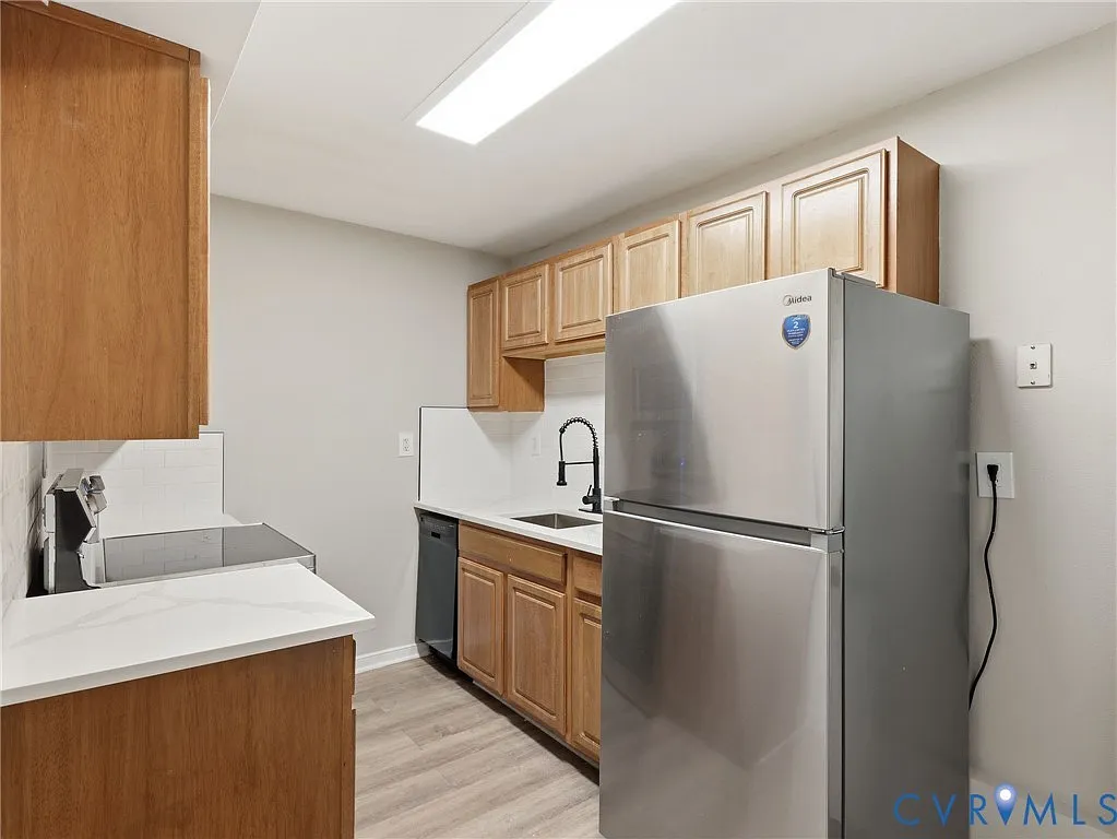 2 bed, 822 sqft, $1,400 — Photo 4