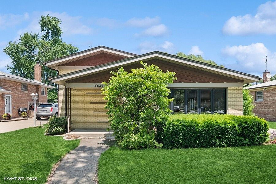 1st image of 5536 W 99th Pl