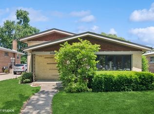 5536 W 99th Pl, Oak Lawn, IL