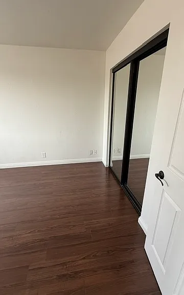 12526 Cranbrook Ave #6 — Photo 17