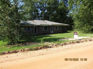 394 Thompson Ln, Statesboro, GA 30458