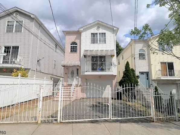 30 Mount Prospect Pl, Newark City, NJ 07104