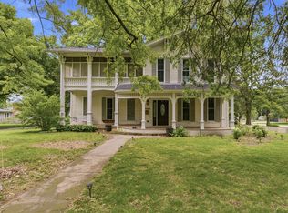 708 S College Ave, Aledo, IL 61231