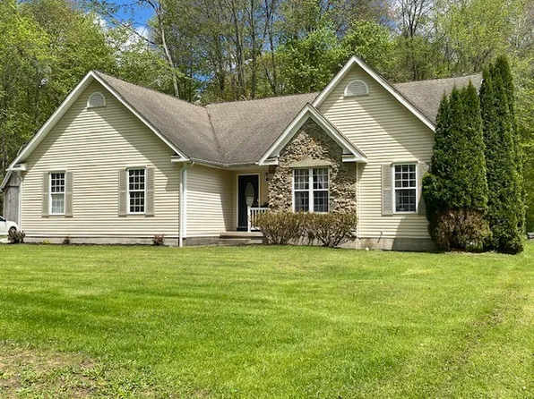 2156 Depot St, Waterford, PA 16441