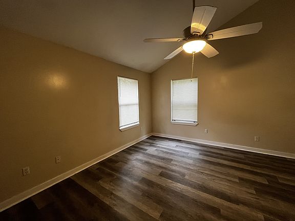5th image of 1717 26th St