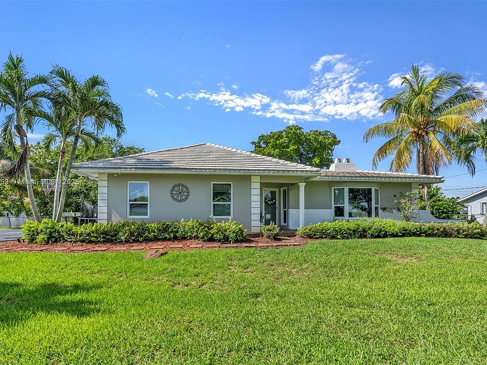 1st image of 8308 NW 35th Ct
