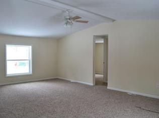 566 W Camp Rd, Sanford, MI 48657