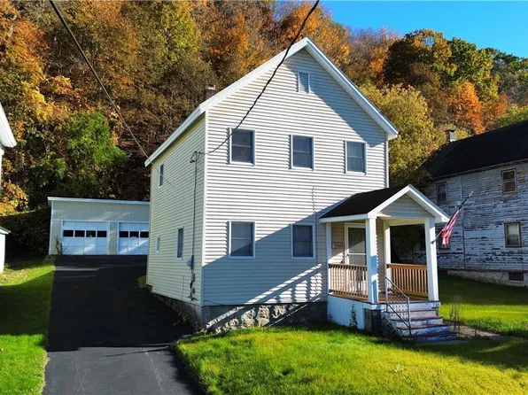 230 Loomis St, Little Falls, NY 13365
