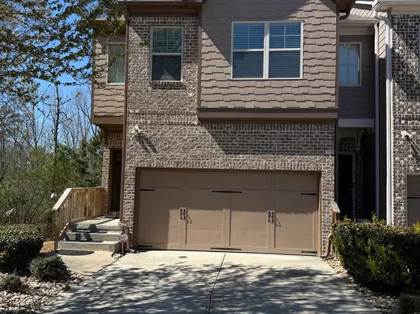 1921 Paxton Ridge Ct, Lilburn, GA 30047