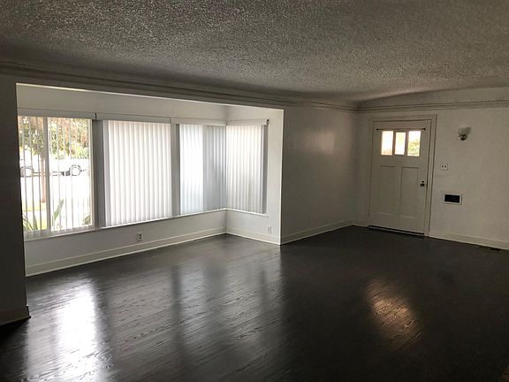 2nd image of 1705 Fremont Ave