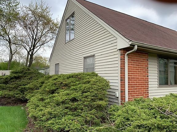 5th image of 645 Lafayette Ln