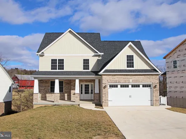 2060 Willow Hill Dr, Harrisonburg, VA 22801