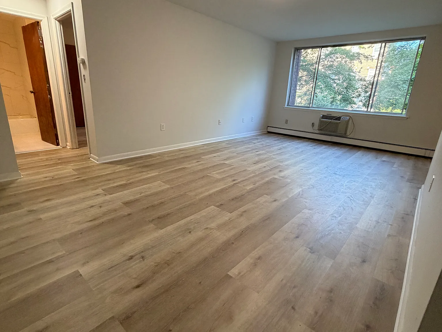1 bed, 700 sqft, $1,675 — Photo 2