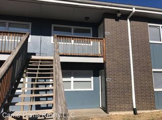 4801 NW Cliff View Dr APT 102, Riverside, MO 64150