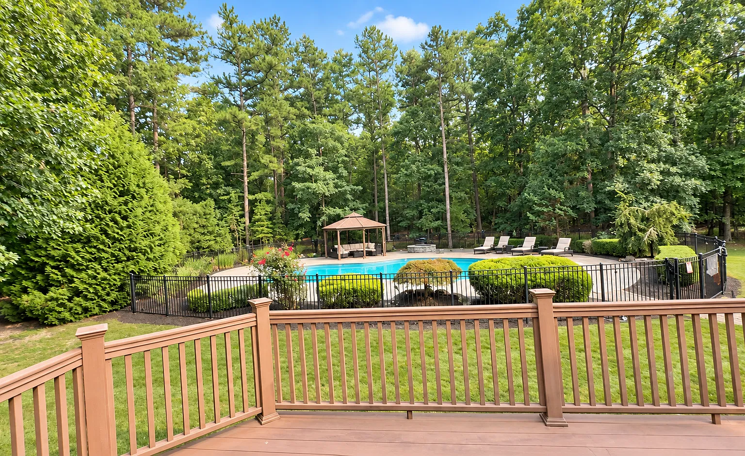 5 bed, 4200 sqft, $5,200 — Photo 4