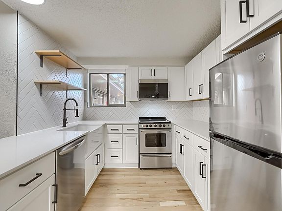 4th image of 335 N Sherman St #1-301