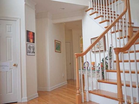 2nd image of 104 Westchester Pl
