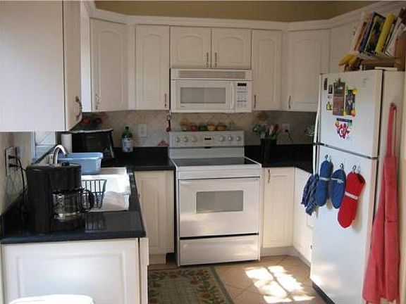 2nd image of 172 NE 20th Ct