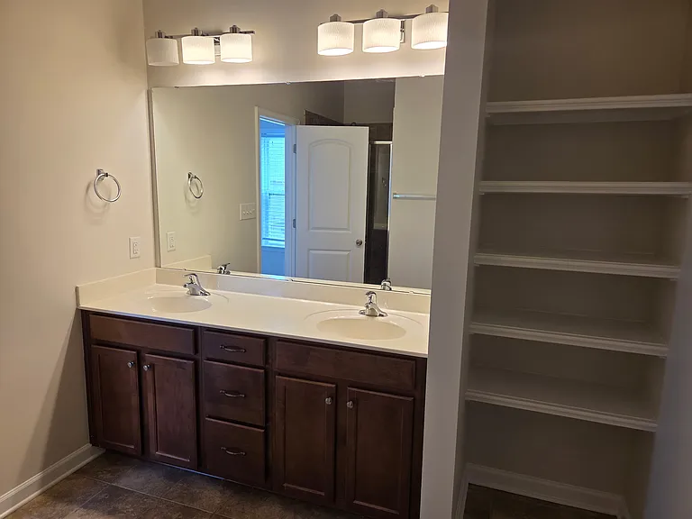 6327 Hove Rd — Photo 11