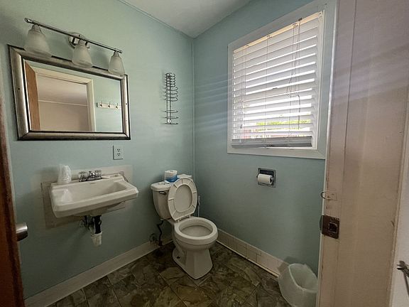 5th image of 4750 8th St S #17229383
