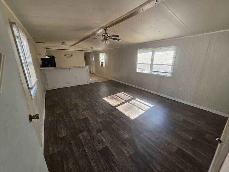 Swan Lake - Rent to Own — Photo 12