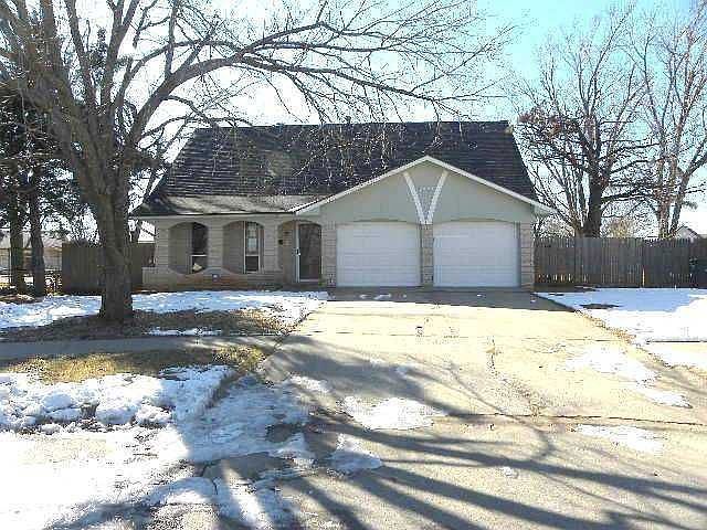 1st image of 3821 Vick Cir