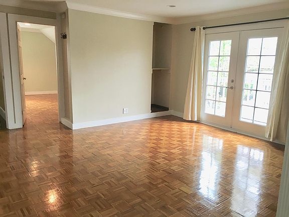 2nd image of 460 Wisnom Ave #3