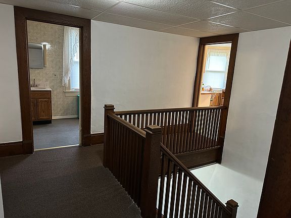 5th image of 293 N Union Ave #2