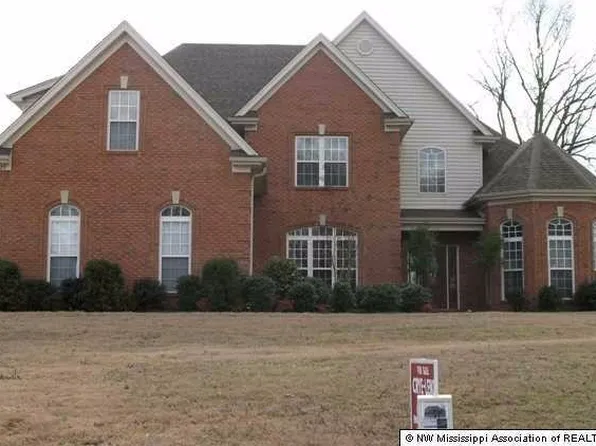 8323 Westbrook Dr, Olive Branch, MS 38654