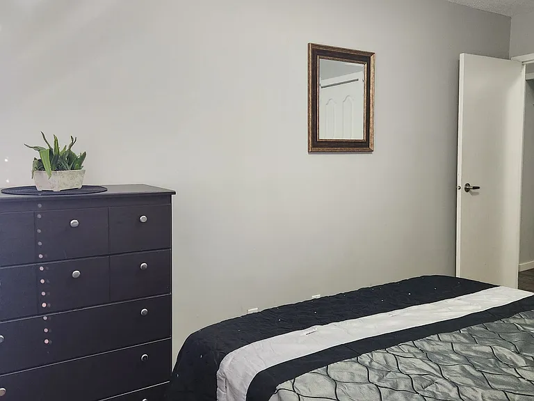 3811 54th Ave #201 — Photo 12